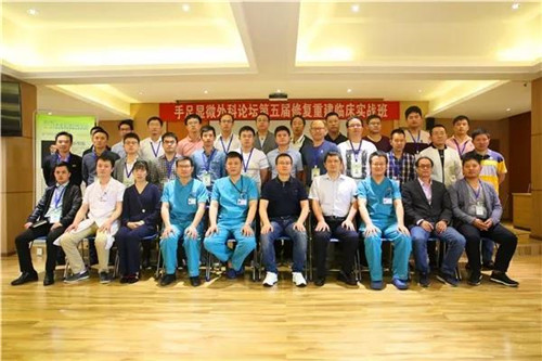 1537063942117691.jpg 结尾合影.jpg